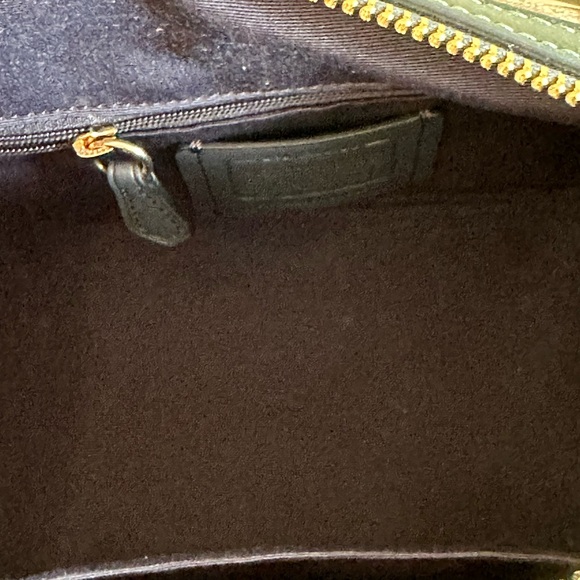 Coach - Picture 9 of 13